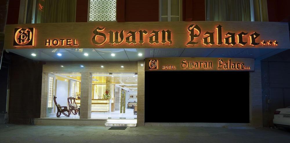 Hotel Swaran Palace Nova Deli Exterior foto